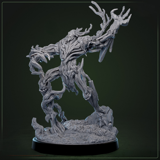 Deathroot Warden 2 fantasy miniatuur detail - mystieke boomkrijger met verwrongen takken en holle oogkassen, TTRPG miniaturen boss monster voor Dungeons & Dragons encounters - Quest & Craft