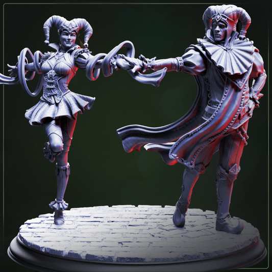 Sanguine & Melancholy- 1 van 2-  Vampire Jesters of Beaufax D&D miniatuur set - iconische vampier hofnarren duo met contrasting emotions, premium DND miniaturen fantasy court entertainers voor Castle Beaufax TTRPG campaigns uit Nederland bij Quest & Craft